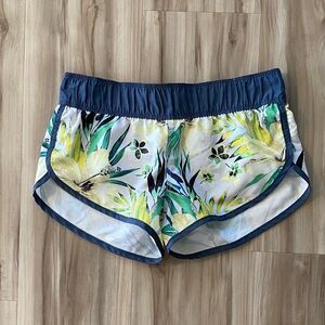 Hurley Women's XS Tropical Floral Athletic Shorts - Blue and Yellow
